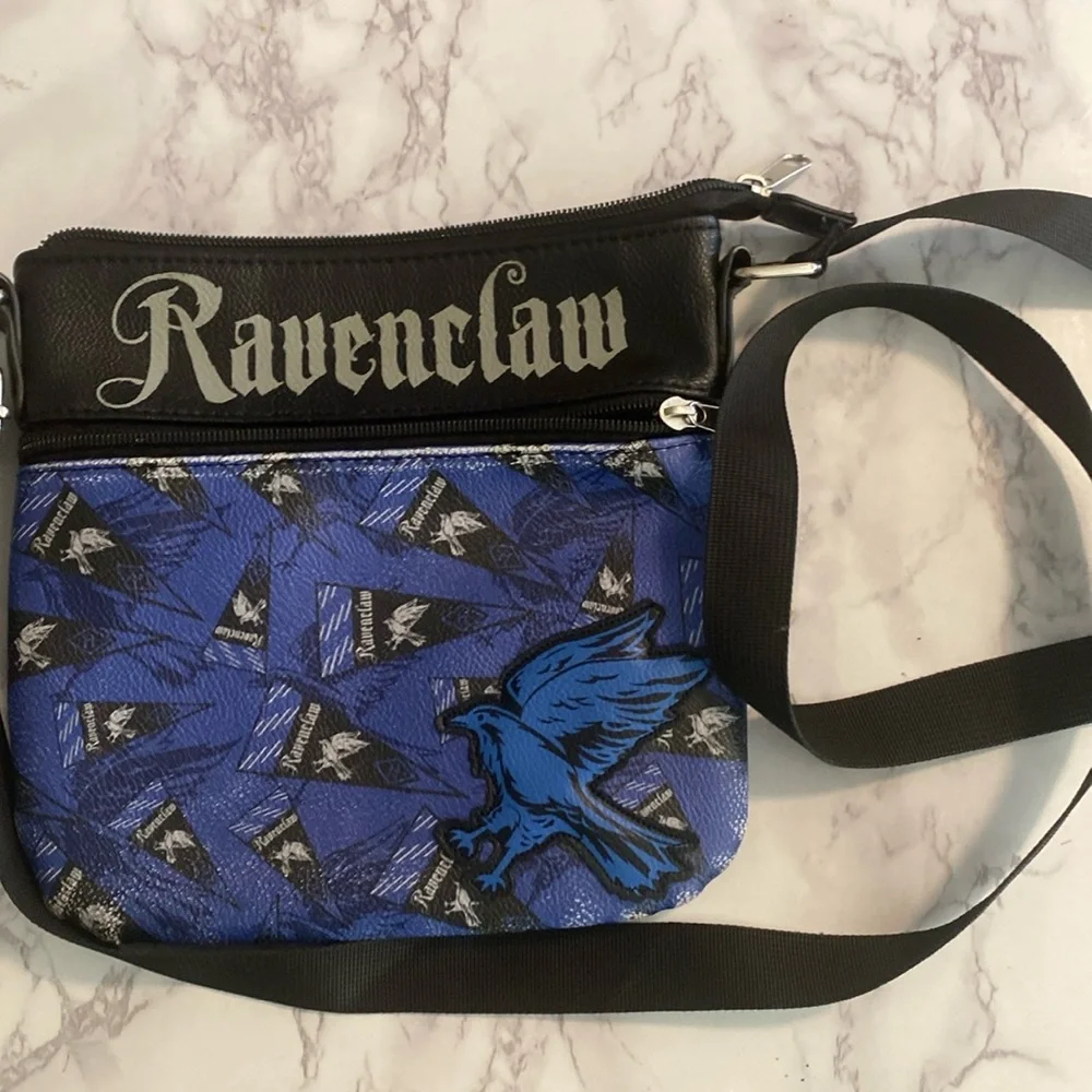 Harry Potter Ravenclaw purse used - Picture 1 of 8